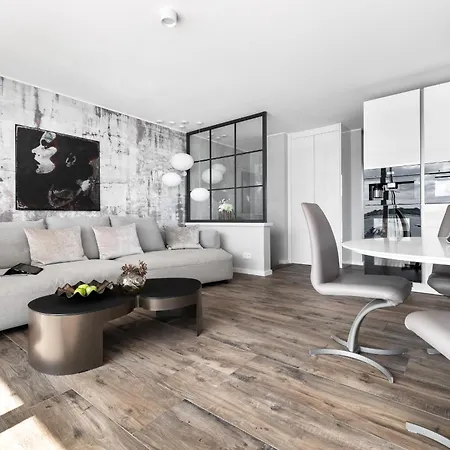 Leuchtfeuer דירה *